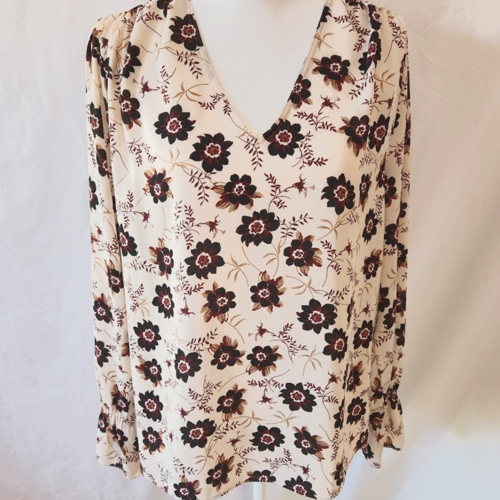 Ann Taylor Factory navy flowered blouse, size L